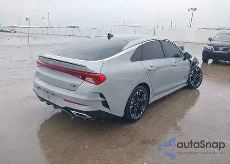 2022 Kia K5 Gt-Line z USA, uszkodzony, nr VIN 5XXG64J25NG113873